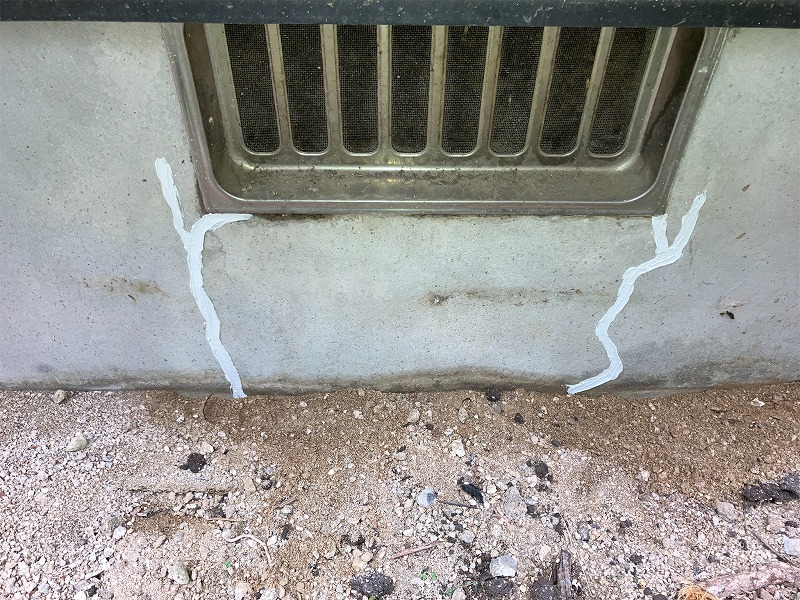 基礎クラック　補修後
