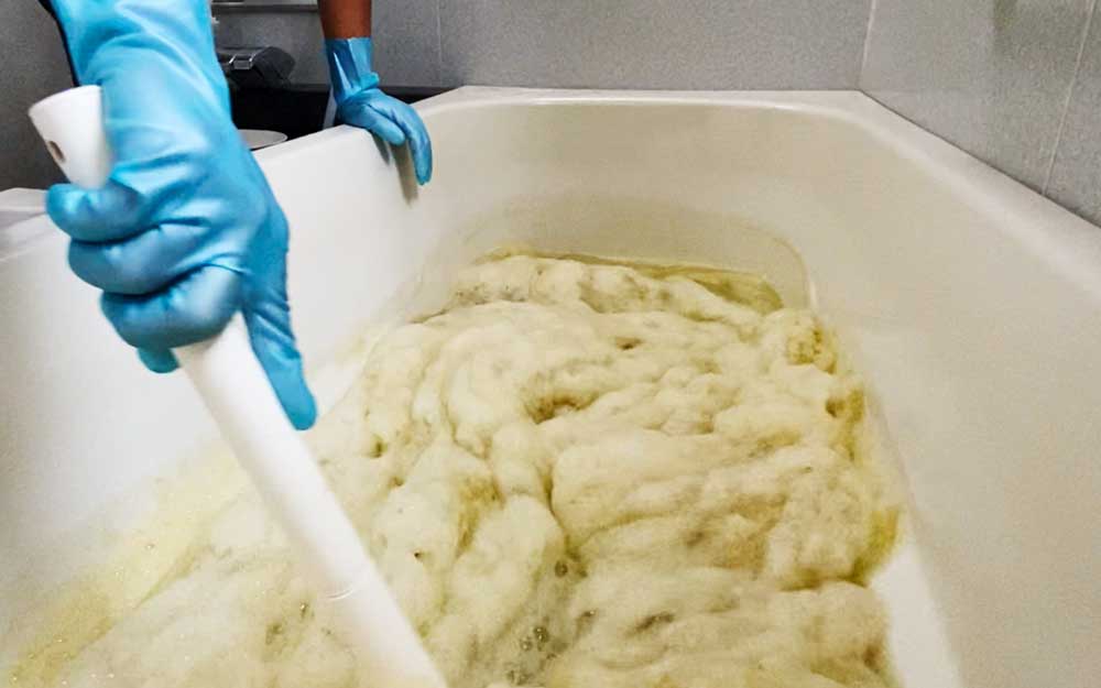 浴槽追い焚き配管洗浄サービス